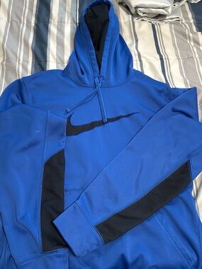 Nike Royal Blue Hooded Pullover with Black Mesh Accents